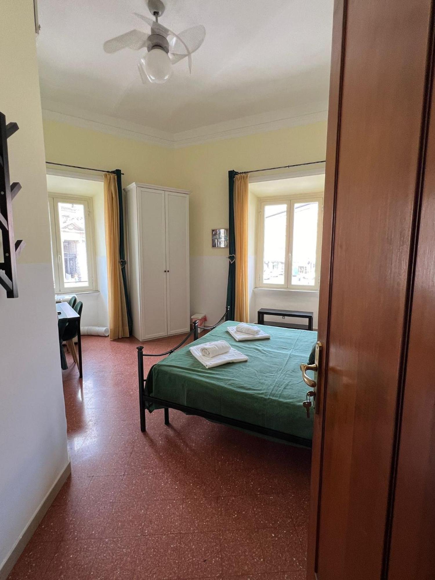 Glam Sm Maggiore Guest House Rzym Zewnętrze zdjęcie